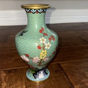 CloisonneVase with flowers and birds with Gold Accents